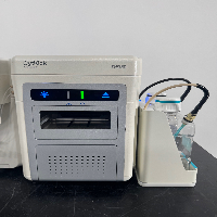 Invitrogen Attune NxT AFC2 Acoustic Focusing System w/ CytKick AutoSampler image 2